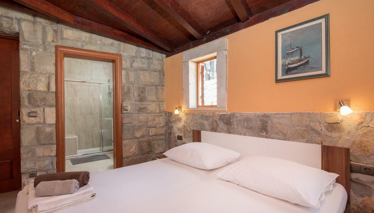 Beach Time Villa Omiš Extérieur photo